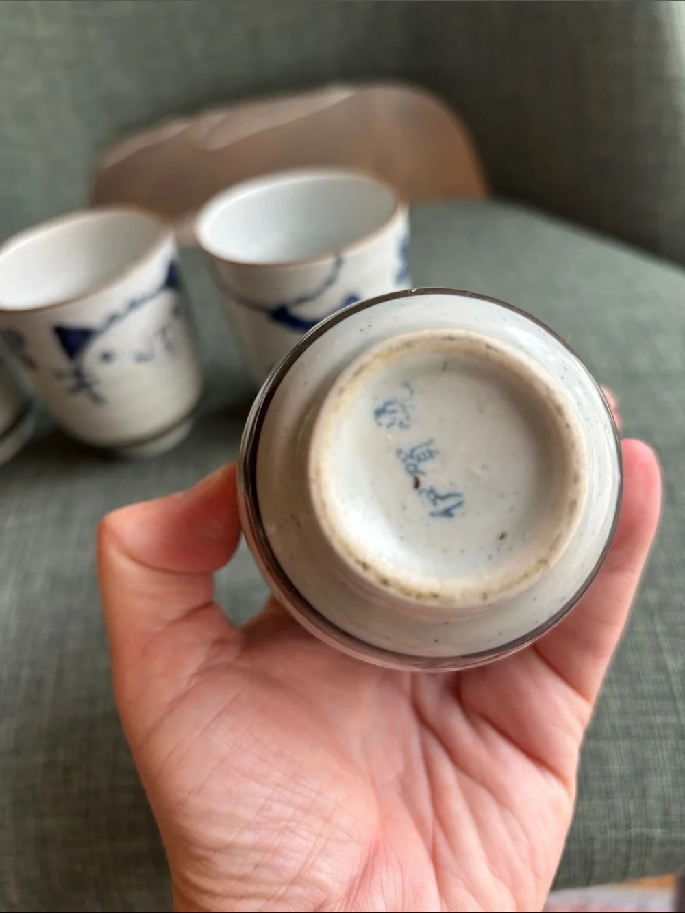 Japanese cat Handmade Ceramic kitty adorable tea Sake Cups Set of 4 cute signed